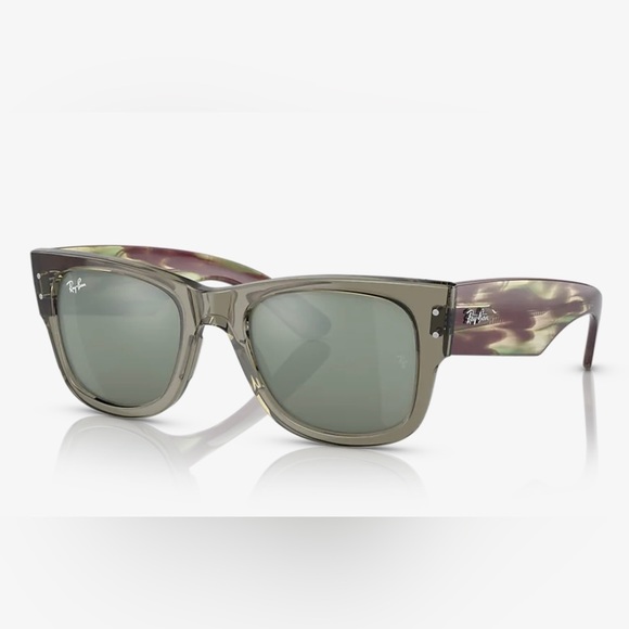 RAY-BAN
RB0840S Mega Wayfarer - Picture 4 of 8